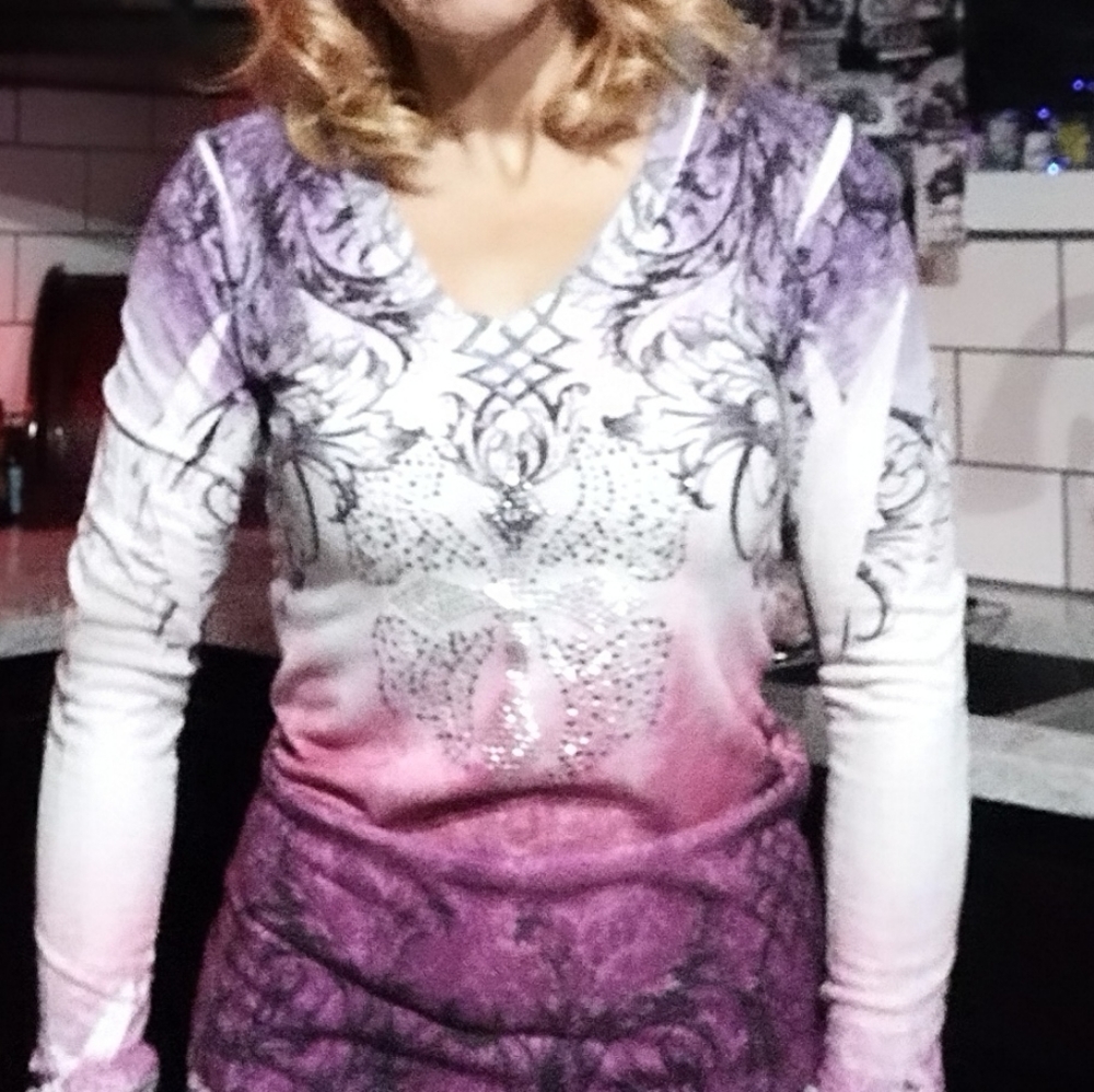 Embellished long sleeved top - Picture 2 of 14